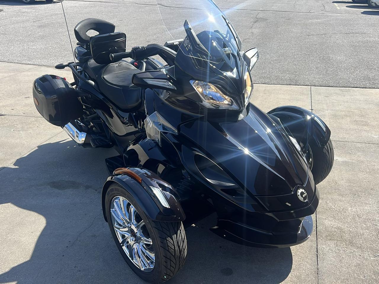 Can-Am Spyder Limited 2013