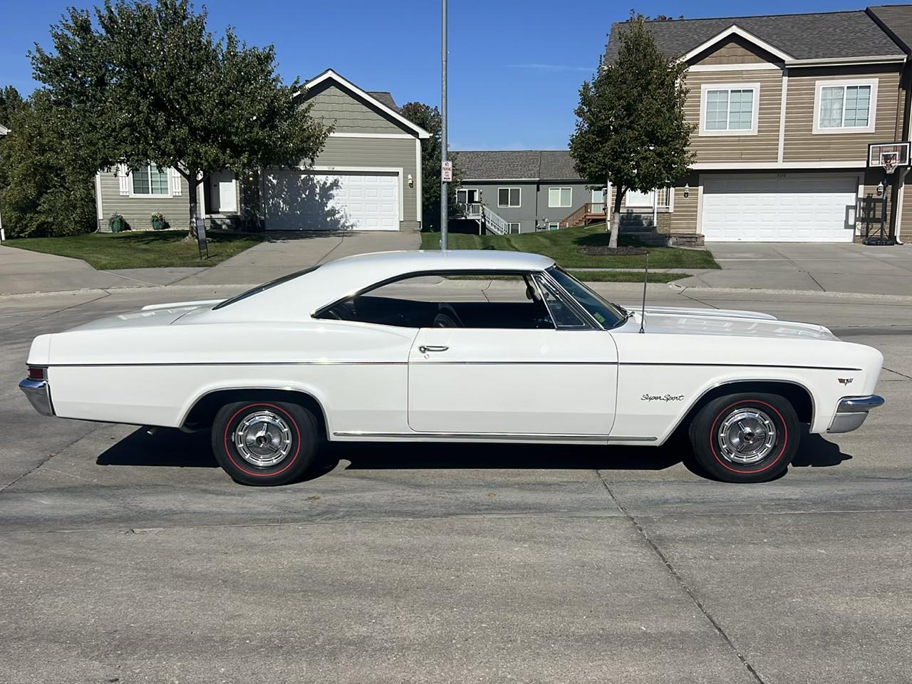 Chevrolet Impala SS Base 1966