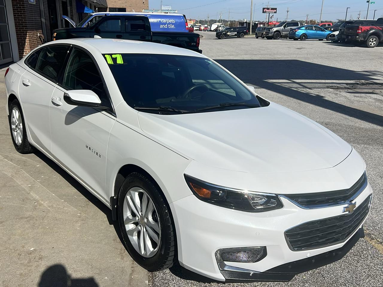 Chevrolet Malibu 4dr Sdn LT w/1LT 2017