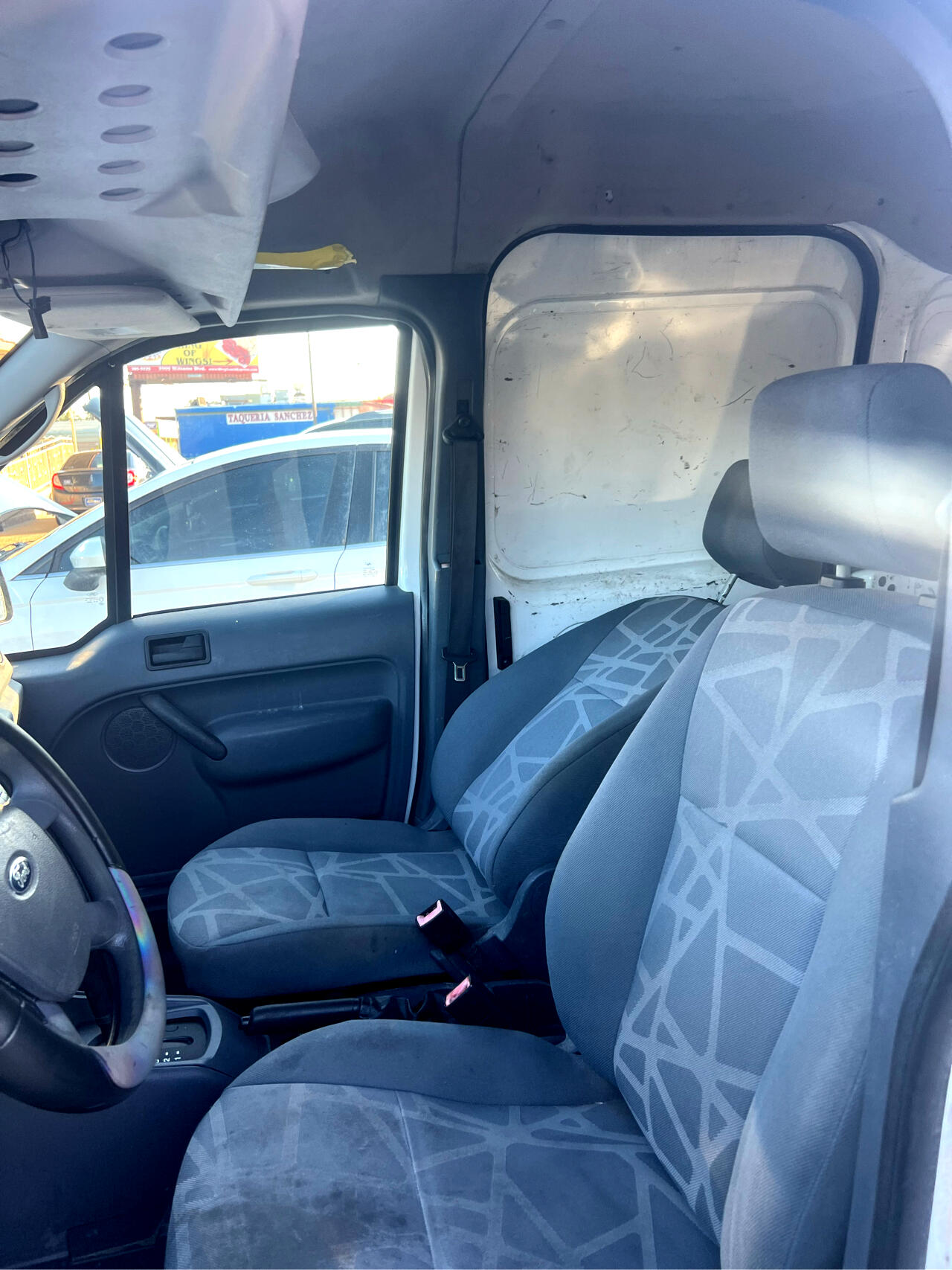 Ford Transit Connect XLT with Side and Rear Door Glass 2012 Ford Transit Connect XLT with Side and Rear Door Glass 2012