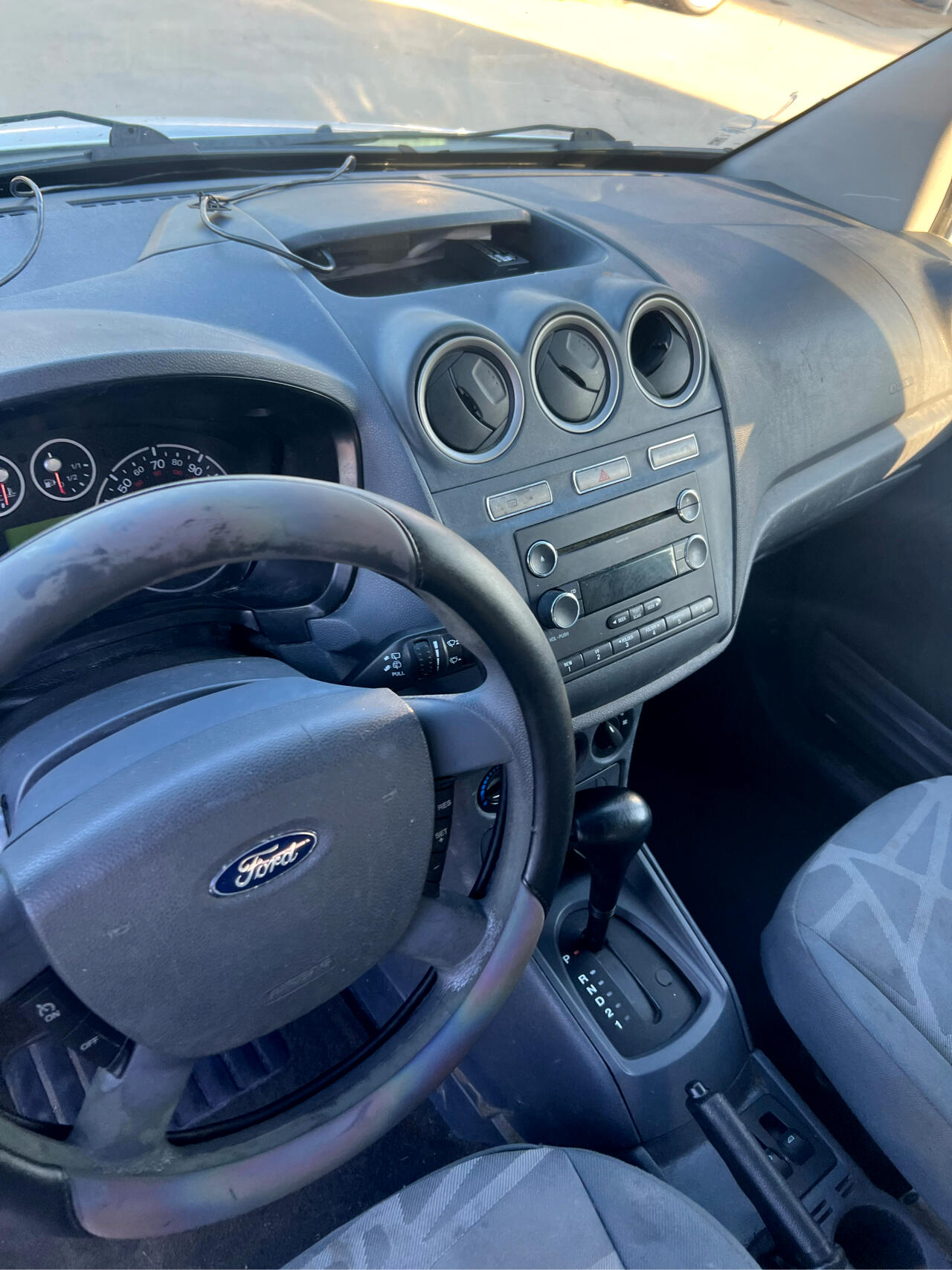 Ford Transit Connect XLT with Side and Rear Door Glass 2012 Ford Transit Connect XLT with Side and Rear Door Glass 2012