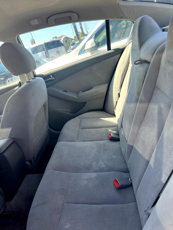 Nissan Altima 2.5 S 2011 Nissan Altima 2.5 S 2011