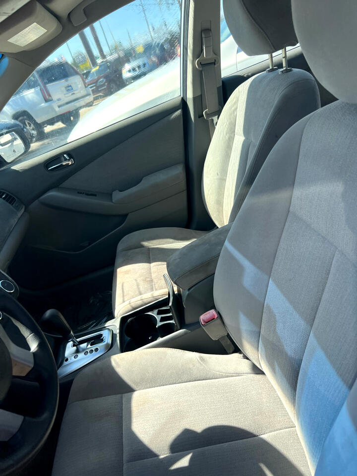 Nissan Altima 2.5 S 2011 Nissan Altima 2.5 S 2011