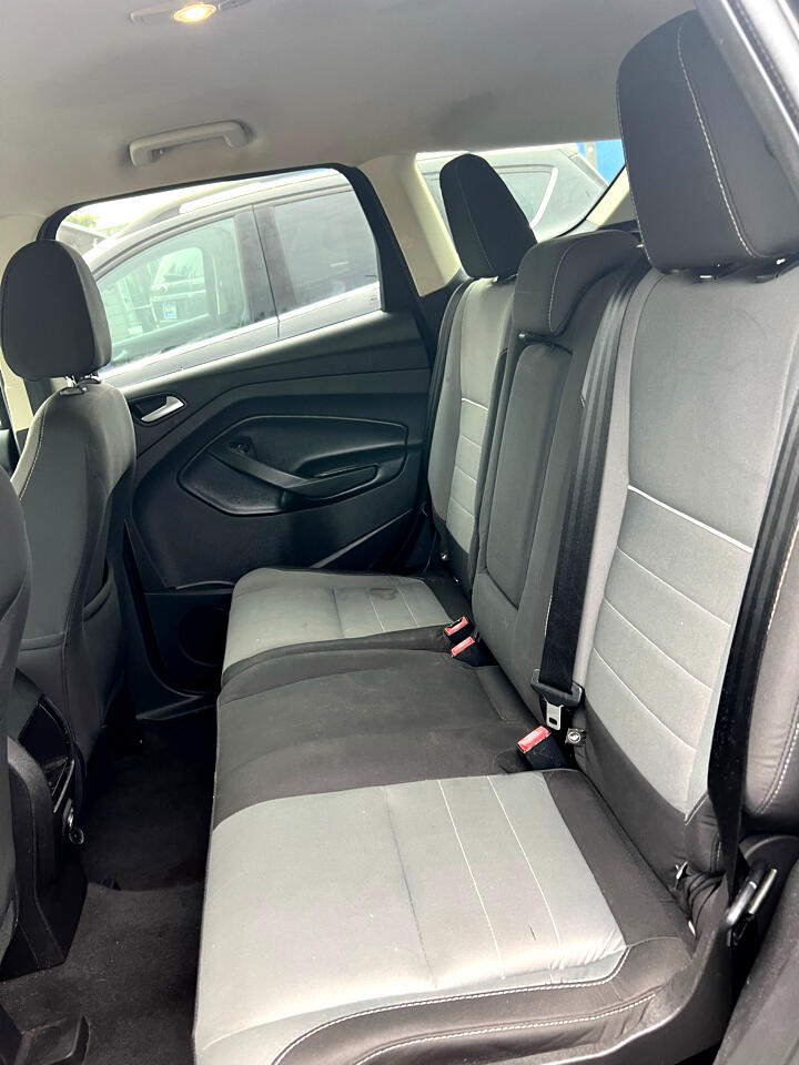 Ford Escape SE FWD 2015 Ford Escape SE FWD 2015