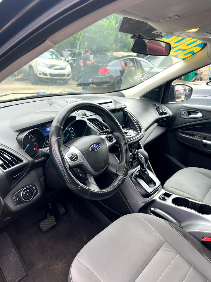 Ford Escape SE FWD 2015 Ford Escape SE FWD 2015