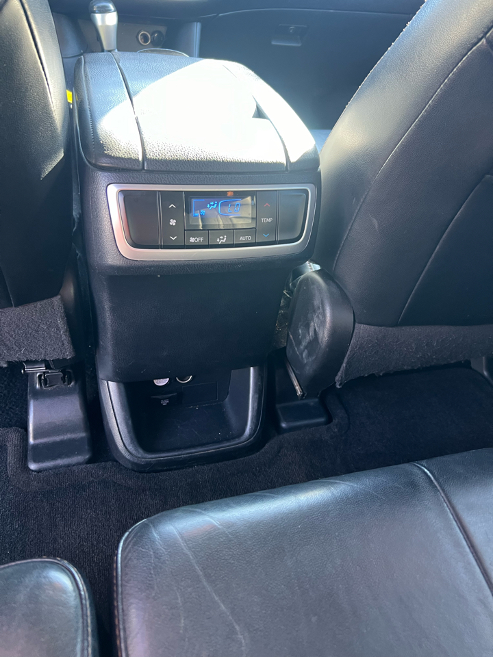 Toyota Highlander XLE FWD V6 2015