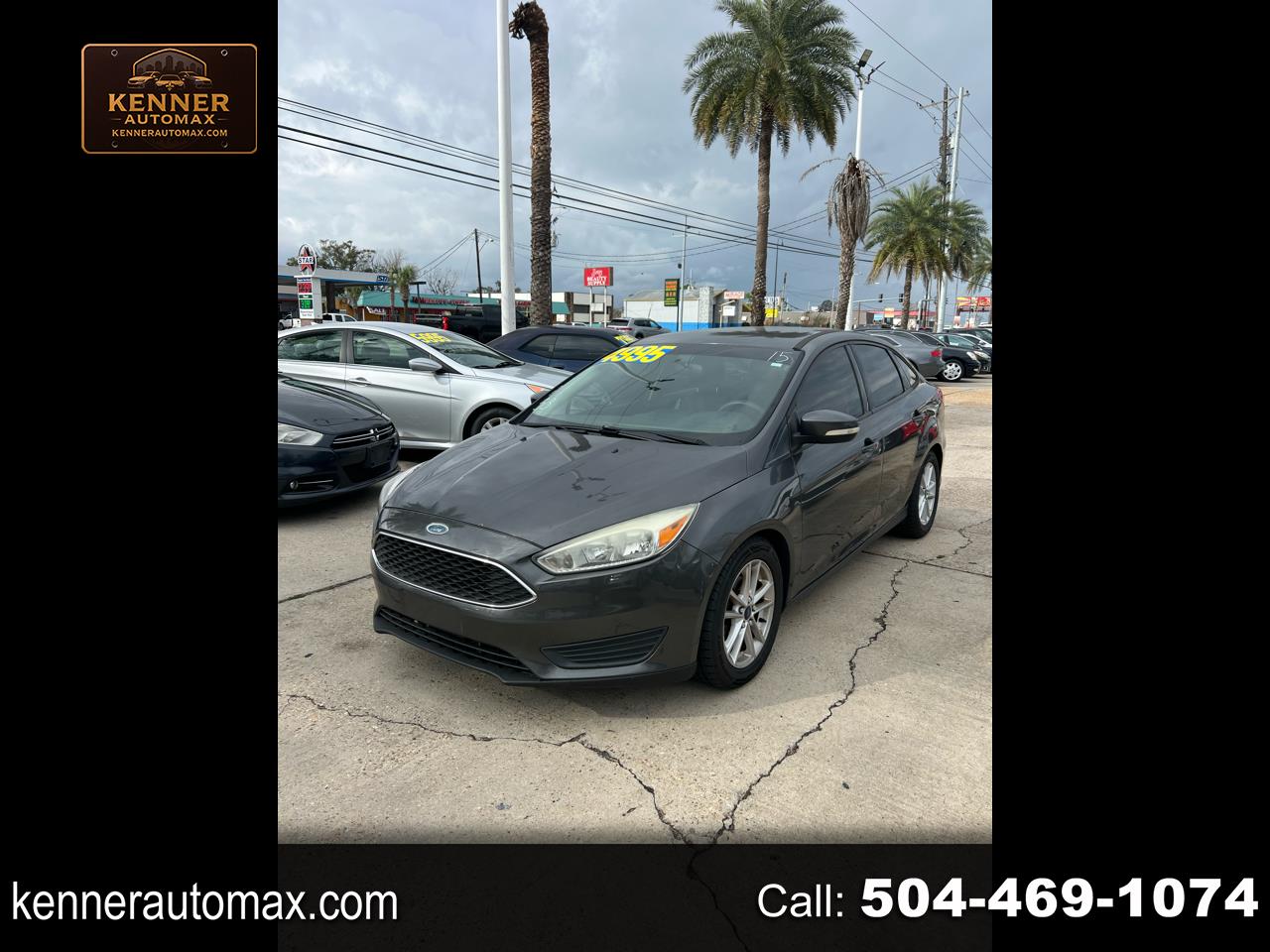 2015 Ford Focus SE's photo