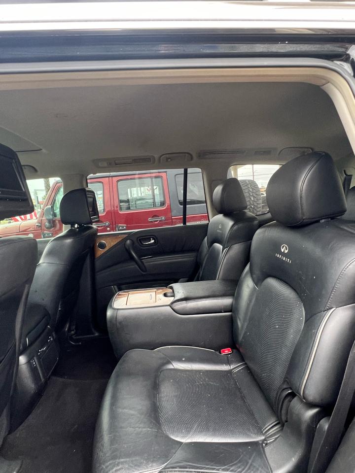 Infiniti QX56 2WD 2012