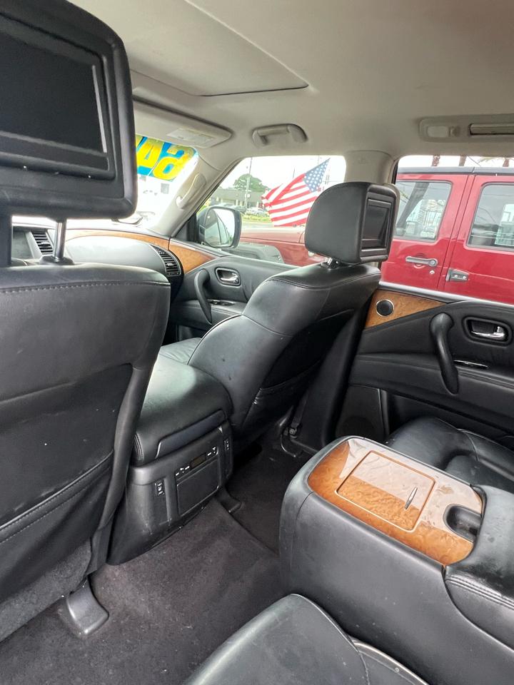 Infiniti QX56 2WD 2012