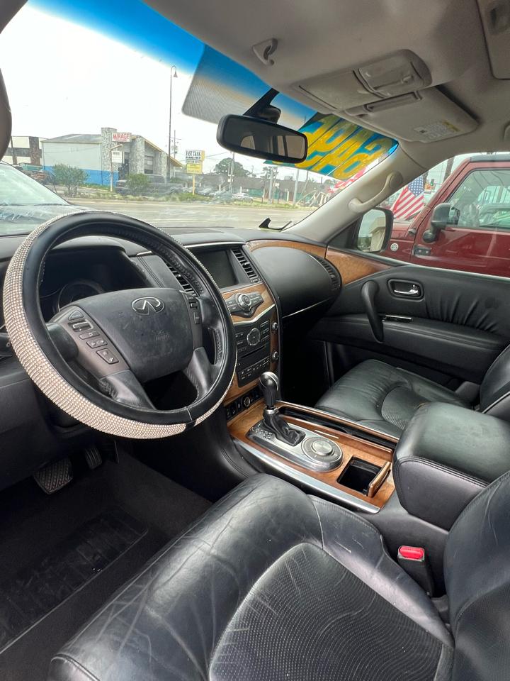 Infiniti QX56 2WD 2012