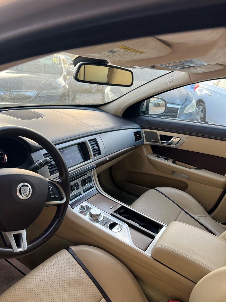 Jaguar XF-Series XF 3.0L V6 SC 2013
