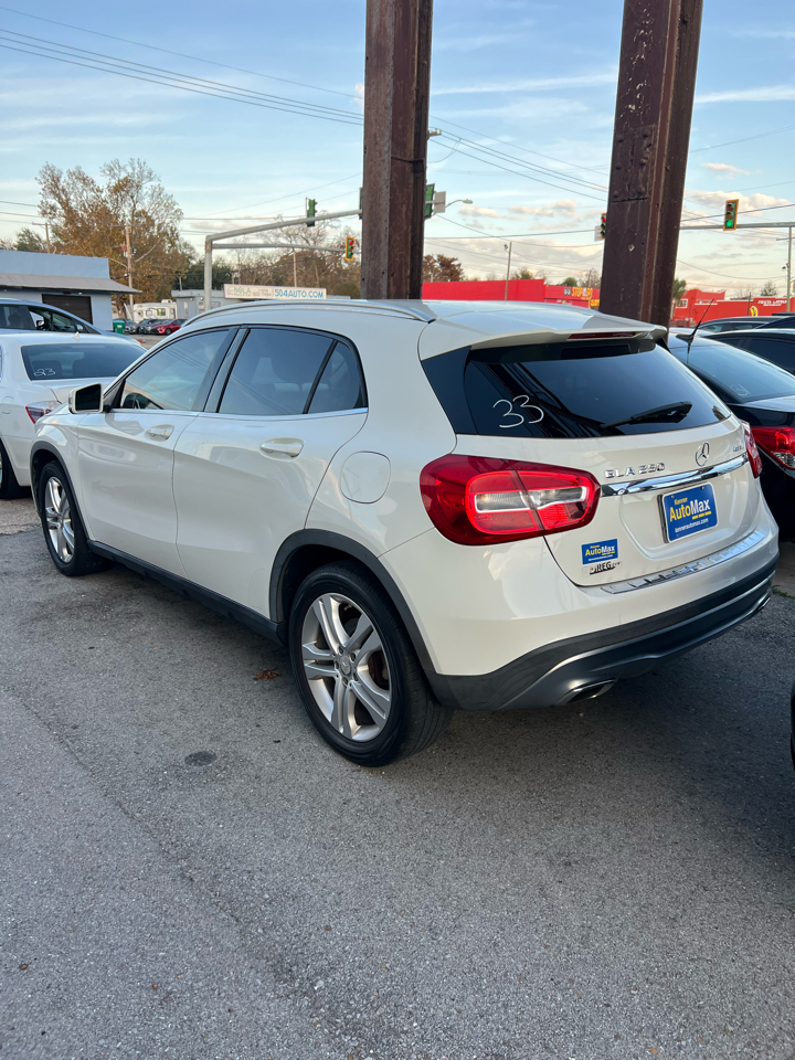 Mercedes-Benz GLA-Class GLA250 4MATIC 2015