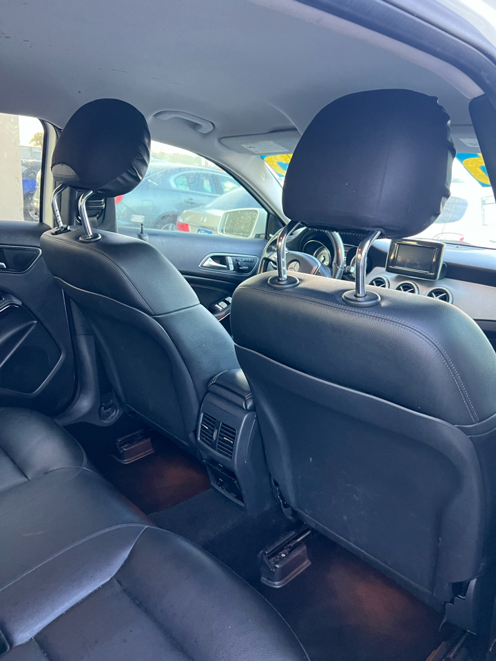 Mercedes-Benz GLA-Class GLA250 4MATIC 2015