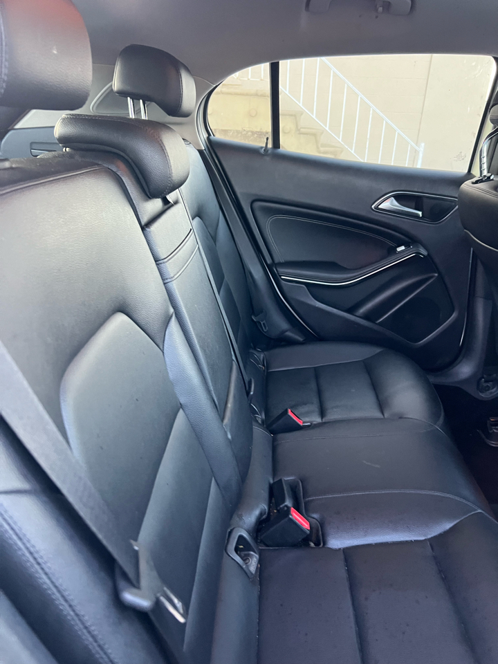 Mercedes-Benz GLA-Class GLA250 4MATIC 2015