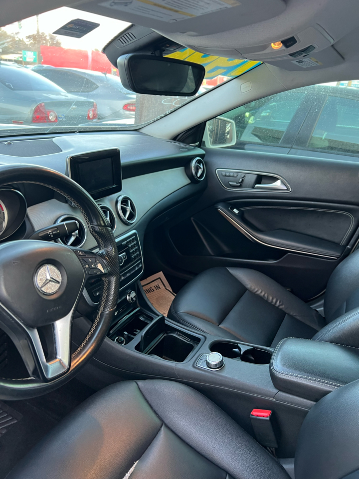 Mercedes-Benz GLA-Class GLA250 4MATIC 2015