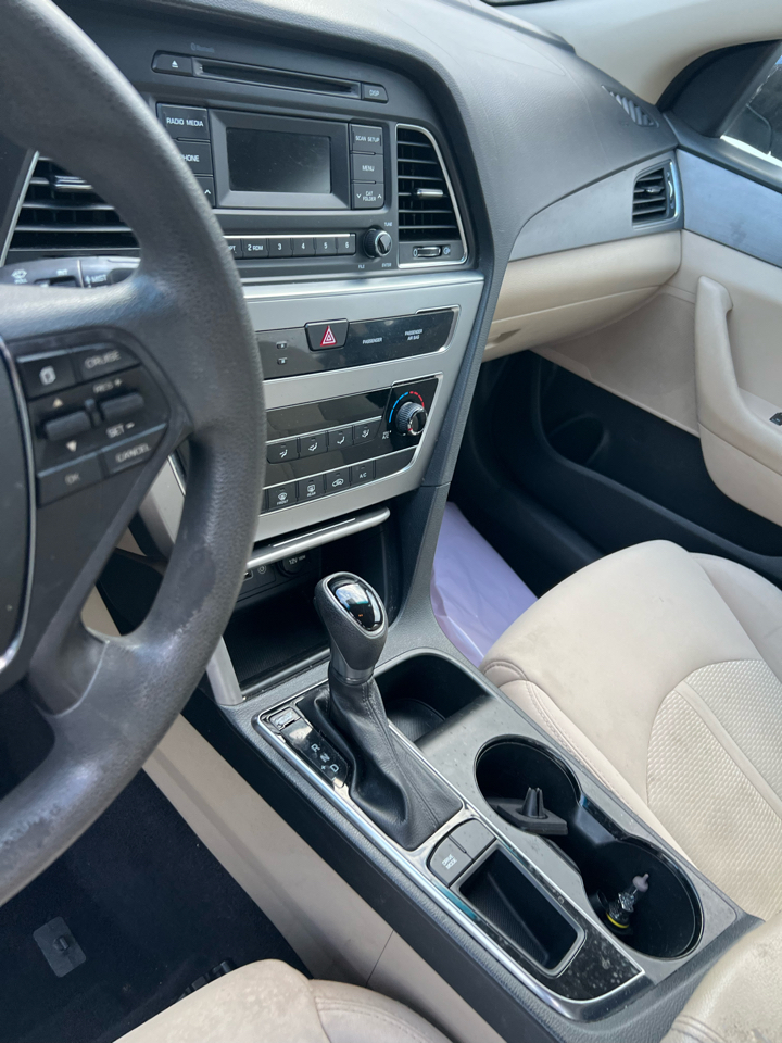 Hyundai Sonata SE 2015