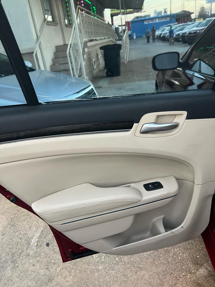 Chrysler 300 RWD 2013