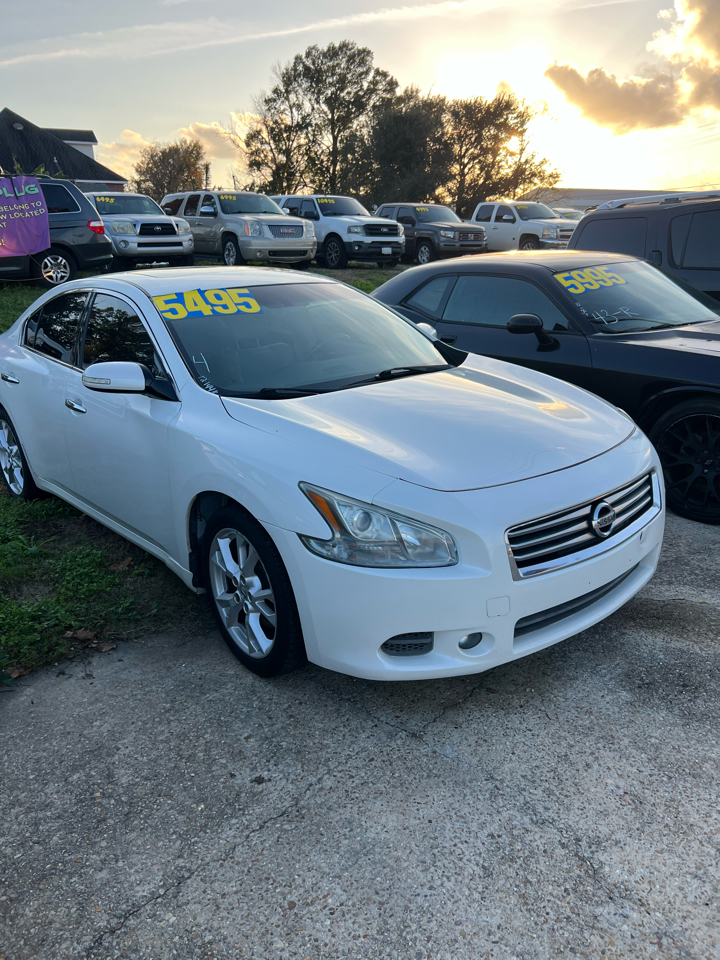 Nissan Maxima SV 2012