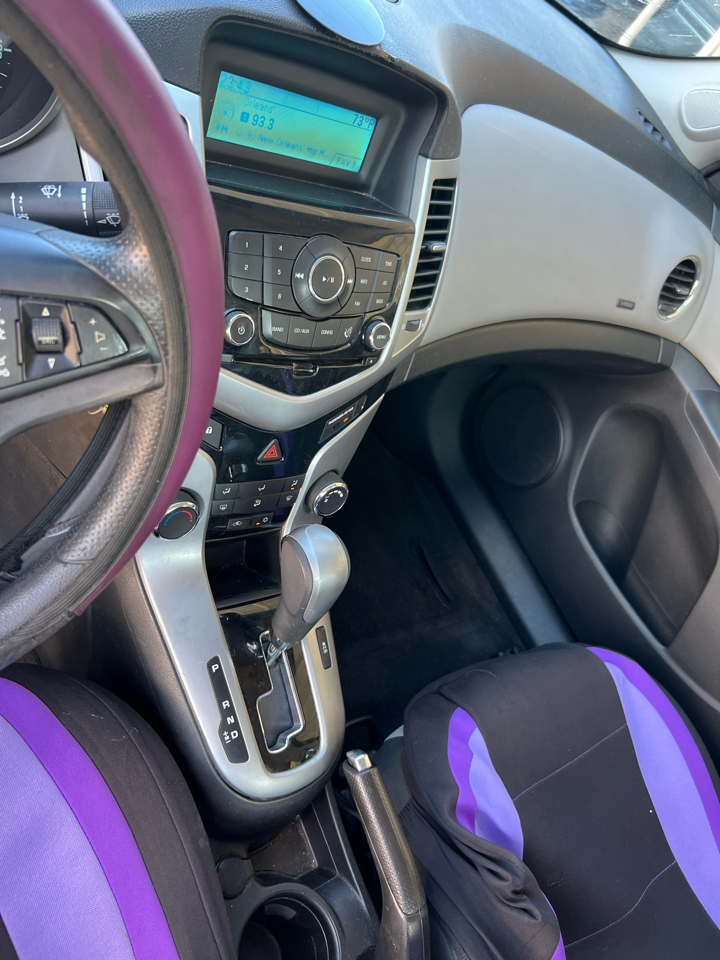 Chevrolet Cruze 2LS 2011