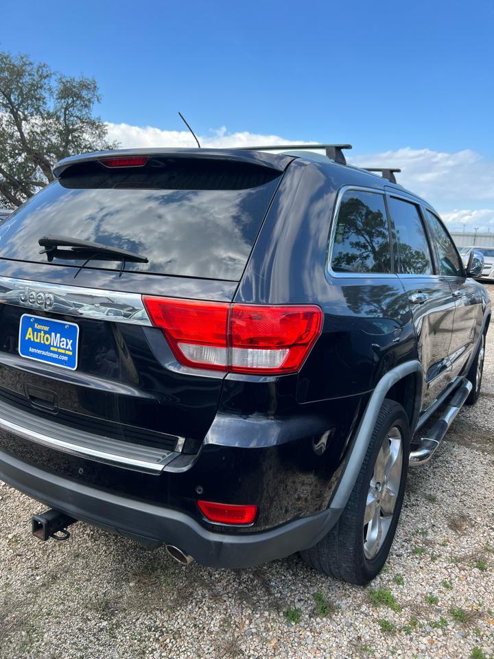 Jeep Grand Cherokee Overland 2WD 2011