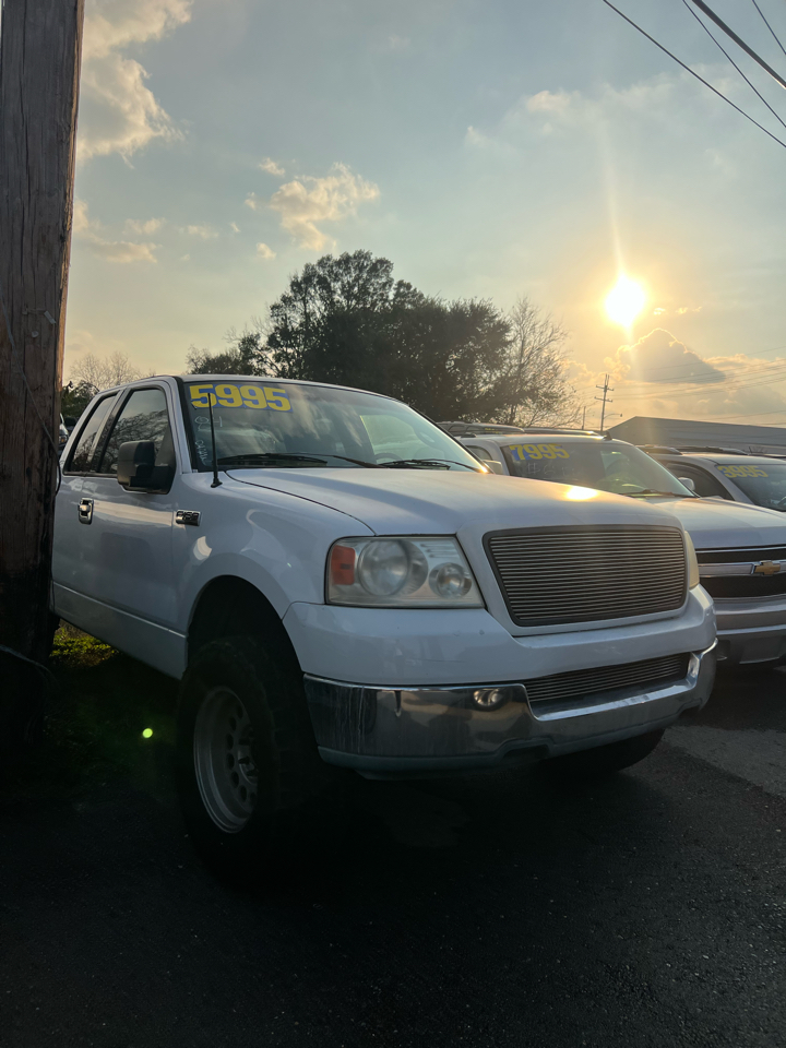 Ford F-150 Lariat SuperCab 5.5-ft Box 2WD 2004
