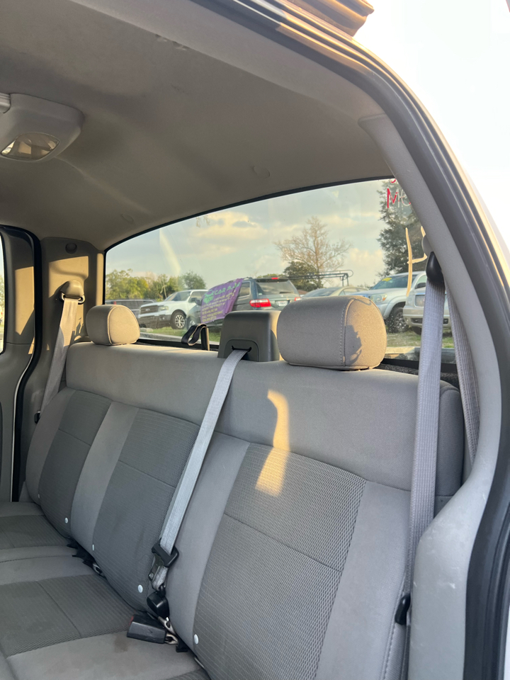 Ford F-150 Lariat SuperCab 5.5-ft Box 2WD 2004