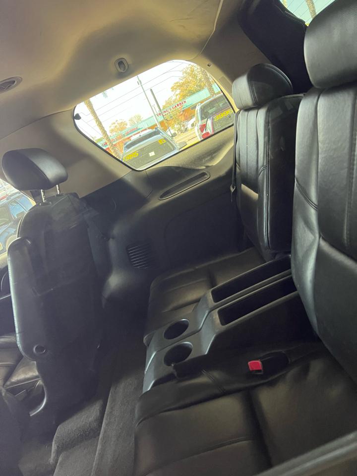 GMC Yukon Denali AWD 2007