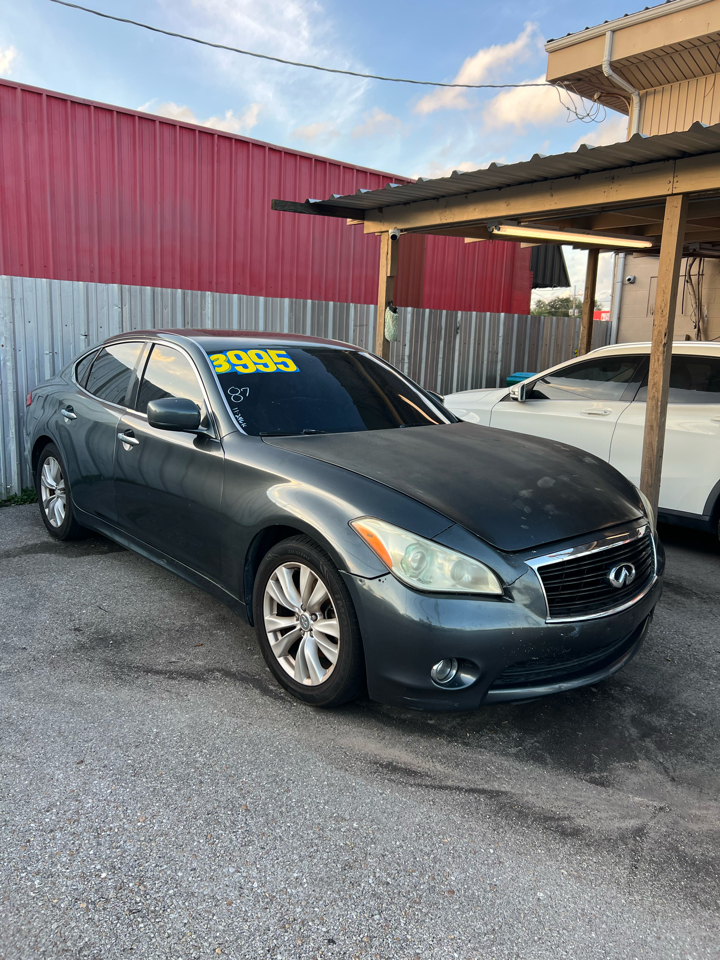 Infiniti M M37 2011