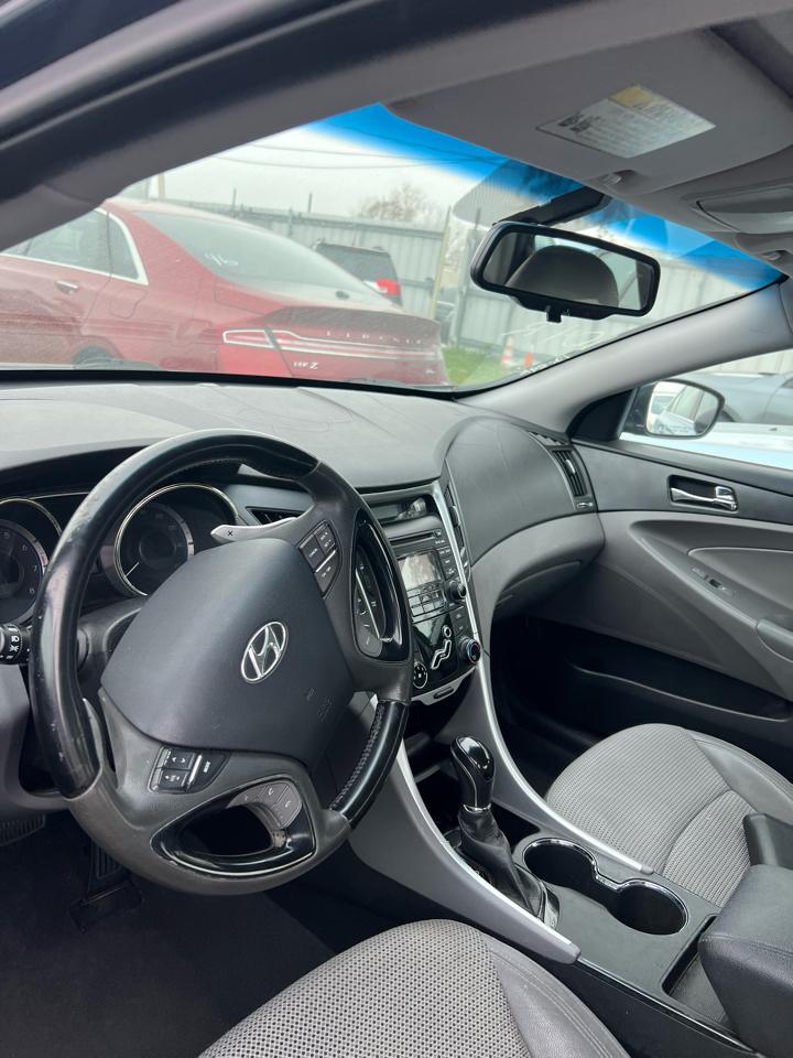 Hyundai Sonata Limited Auto 2012