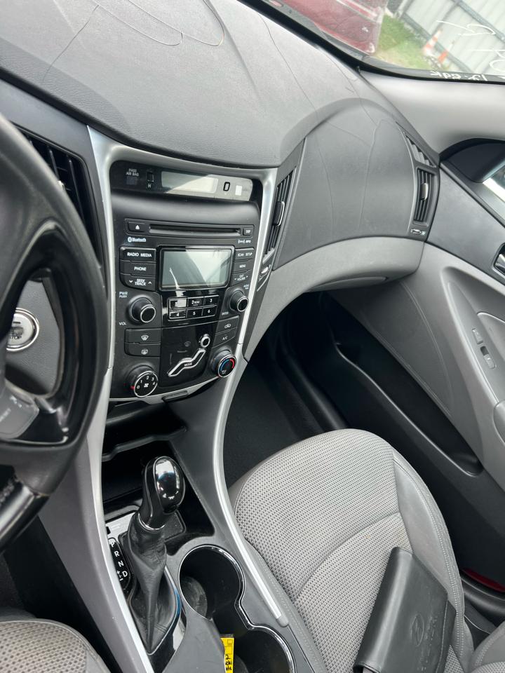 Hyundai Sonata Limited Auto 2012