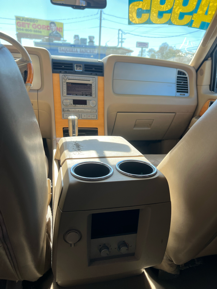 Lincoln Navigator 2WD 2008