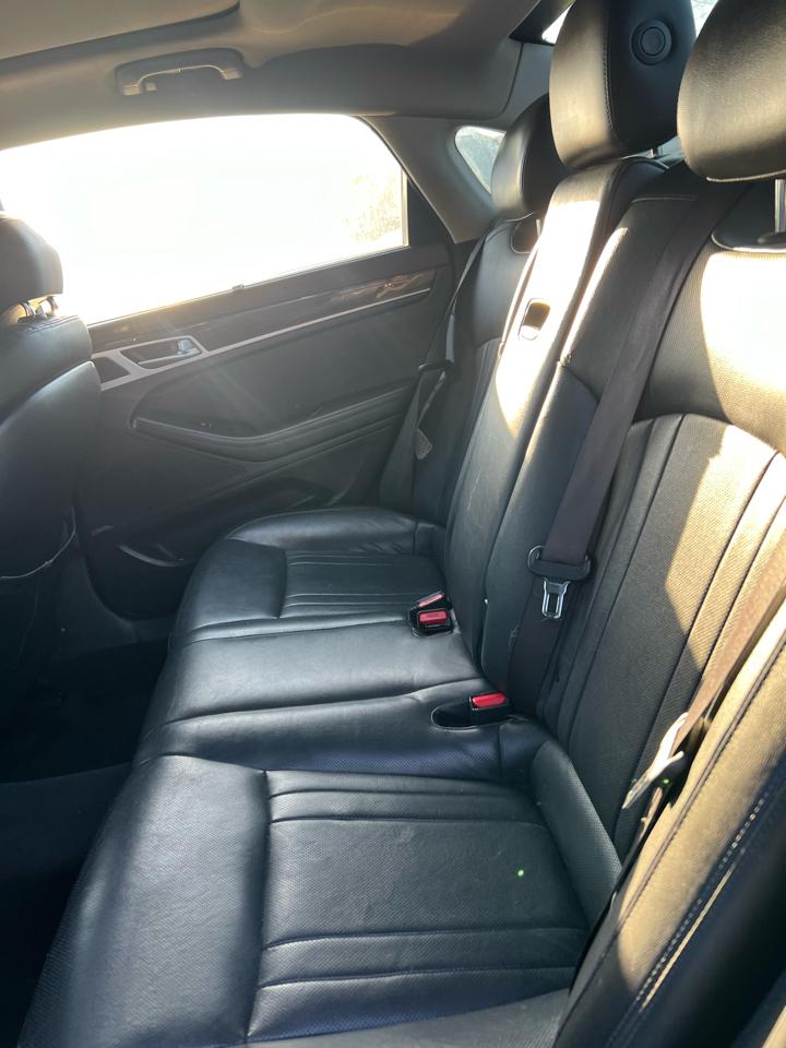 Hyundai Genesis 3.8L 2016