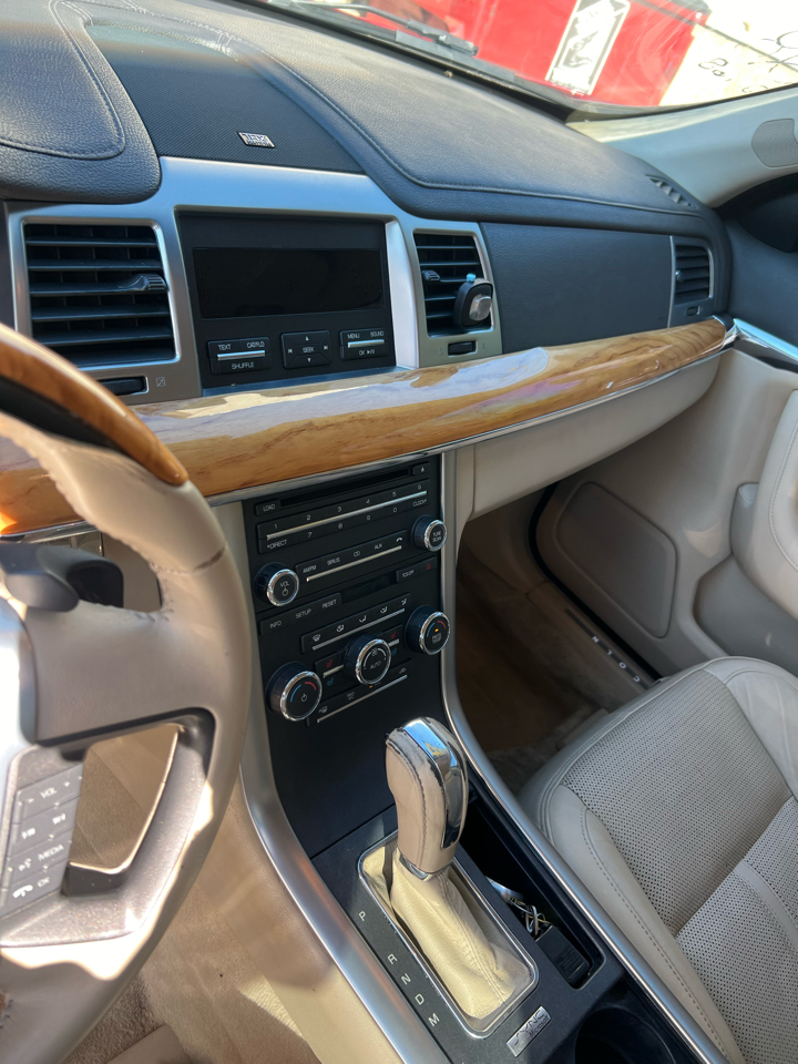 Lincoln MKS 3.7L FWD 2012