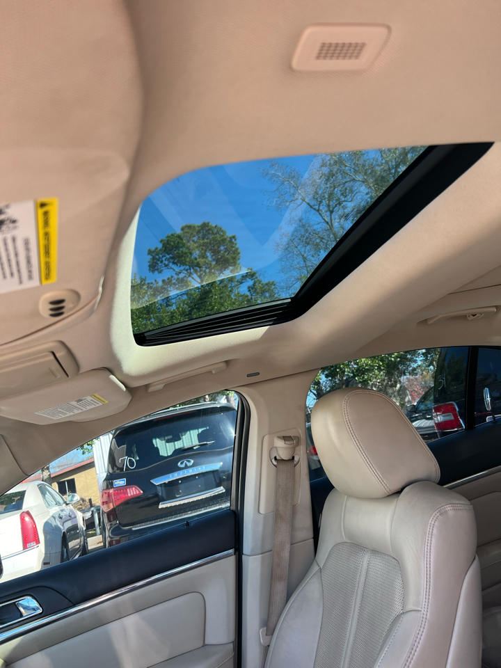 Lincoln MKS 3.7L FWD 2012