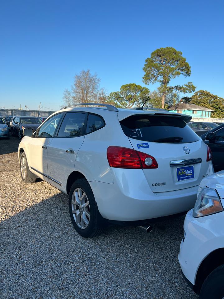 Nissan Rogue S AWD 2011