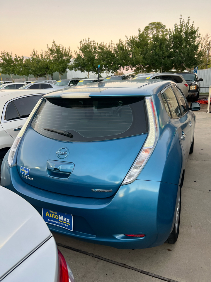 Nissan Leaf SL 2012
