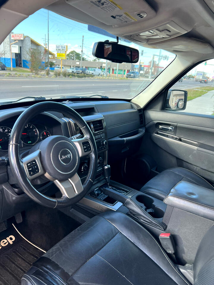 Jeep Liberty Limited 4WD 2012