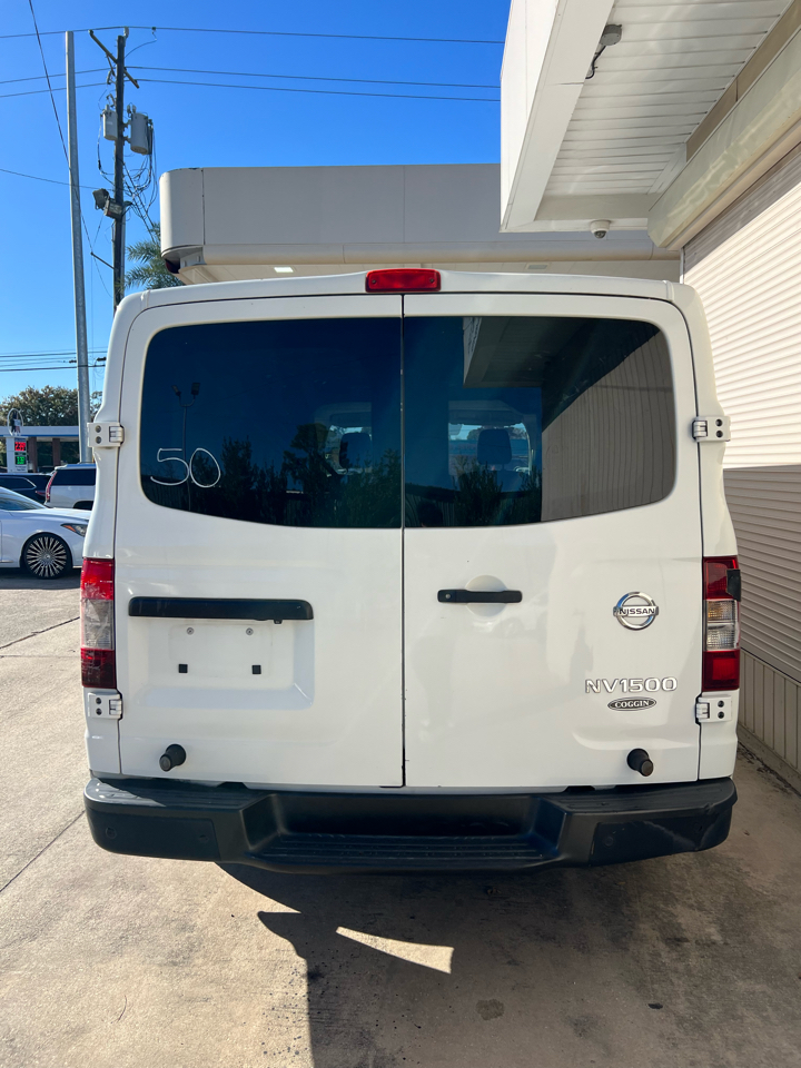 Nissan NV Cargo 1500 SV 2015