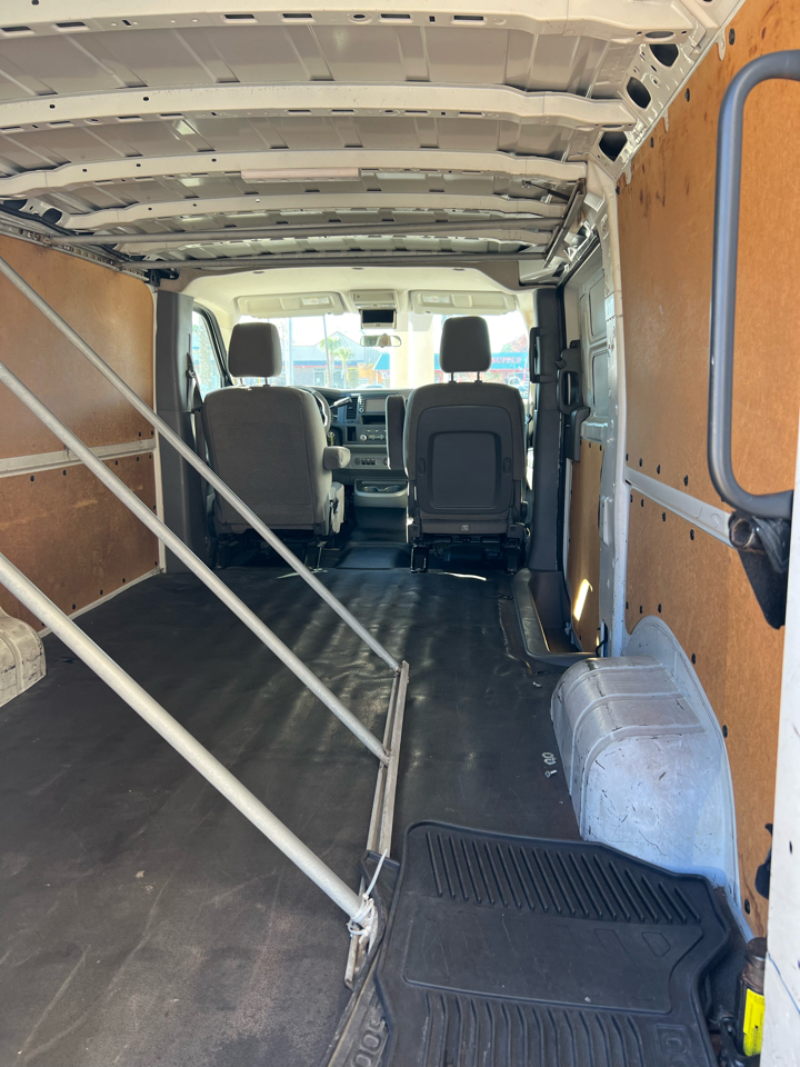 Nissan NV Cargo 1500 SV 2015