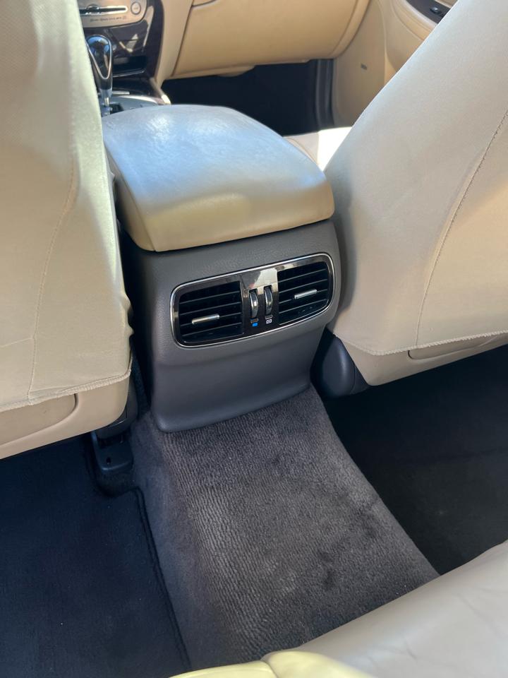 Hyundai Genesis 3.8L 2010