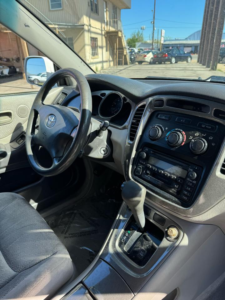 Toyota Highlander V6 2WD 2002