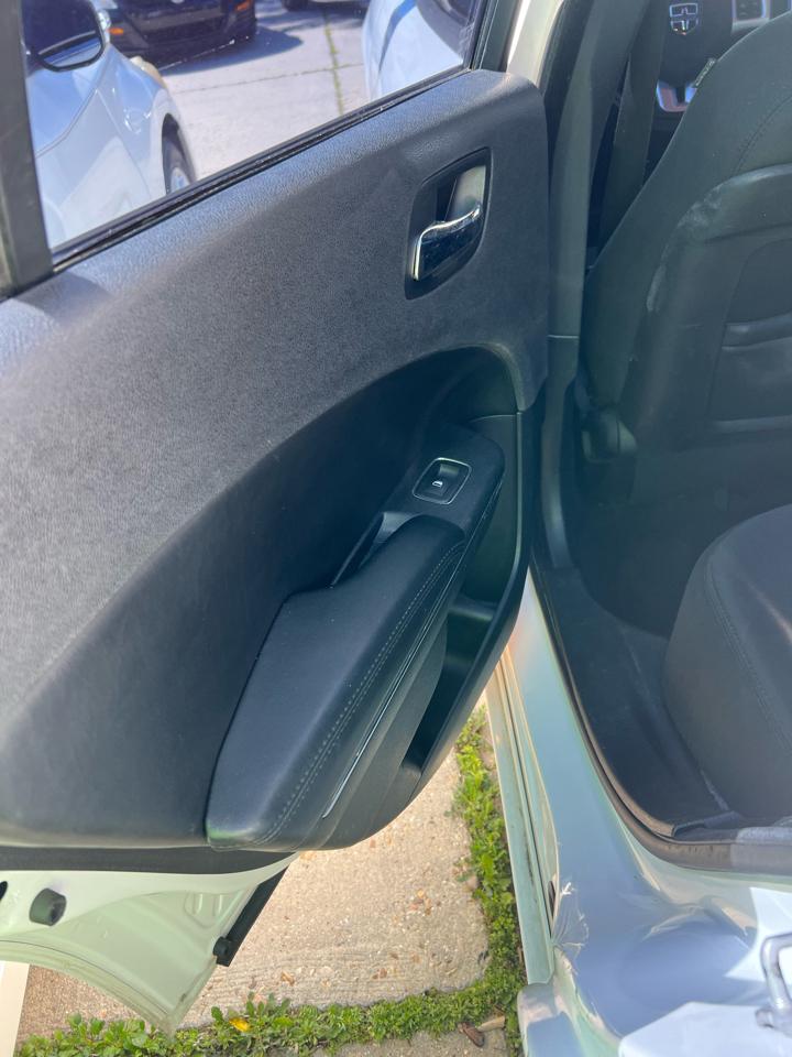 Dodge Charger SE 2014