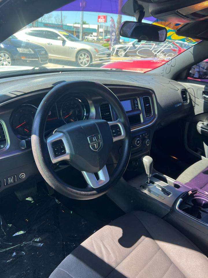 Dodge Charger SE 2014