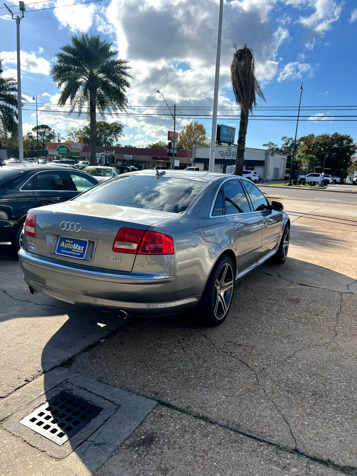 Audi A8 Sedan 2005