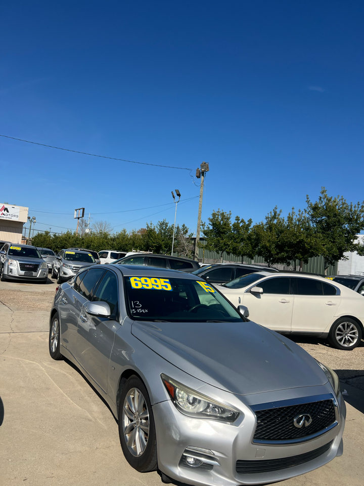 Infiniti Q50 Base 2015