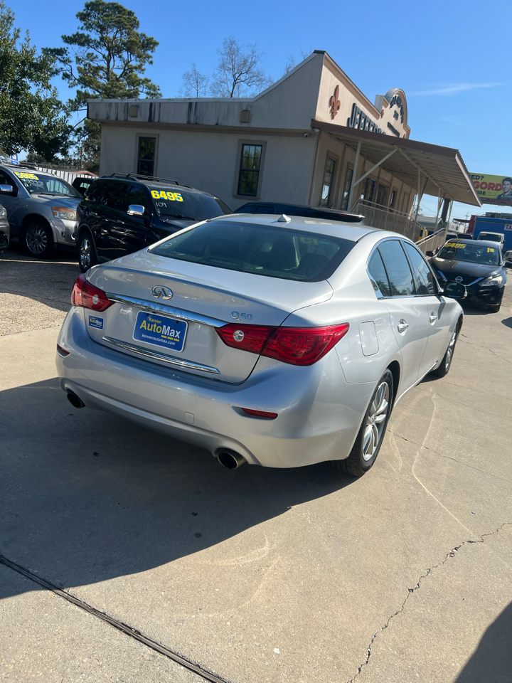 Infiniti Q50 Base 2015