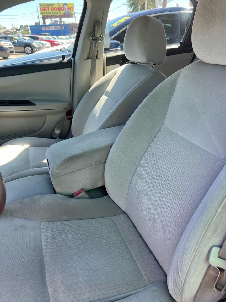 Chevrolet Impala LS 2011