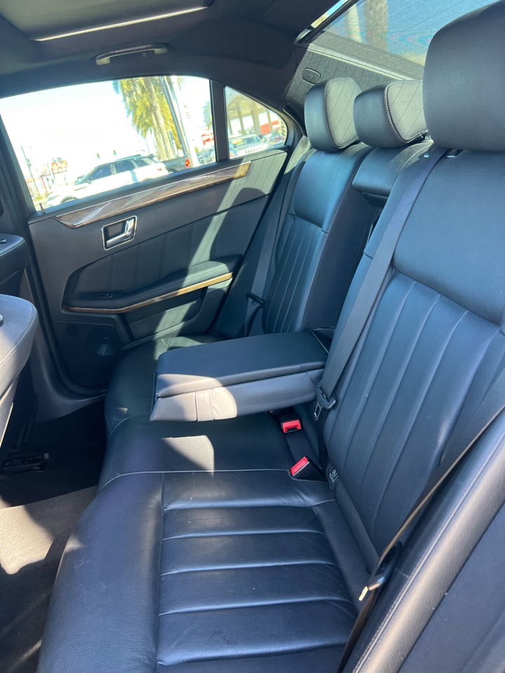 Mercedes-Benz E-Class E550 Sedan 4MATIC 2011