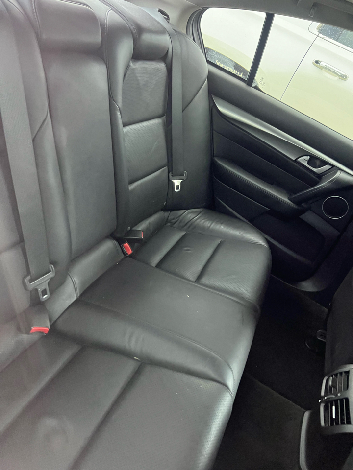 Acura TL 5-Speed AT with Tech Package 2009