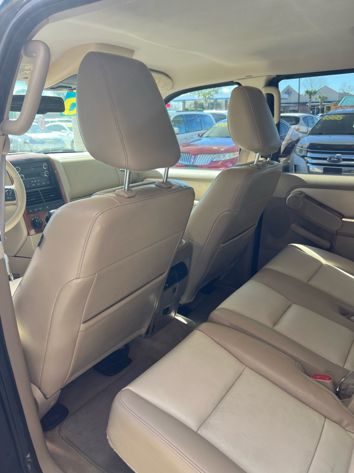 Ford Explorer Eddie Bauer 4.0L 2WD 2010